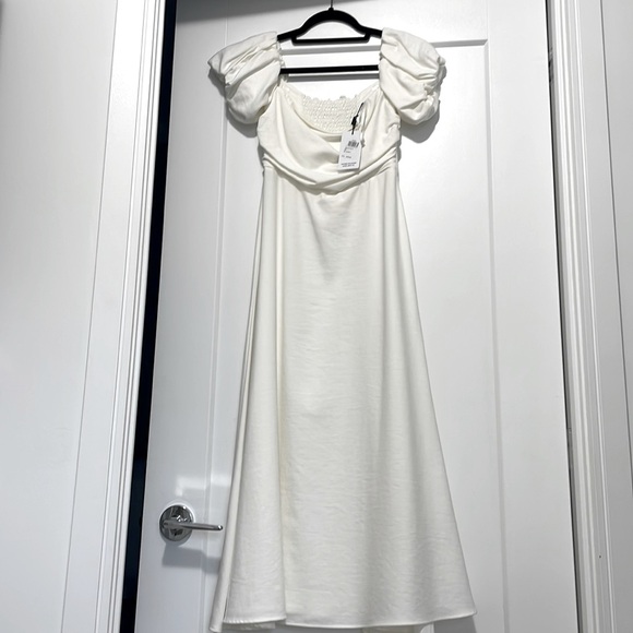 Shona Puff Sleeve Off Shoulder Midi Dress - No bundle - Picture 3 of 7